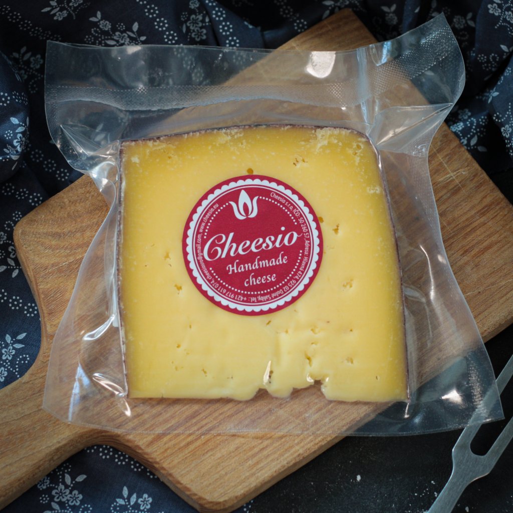 Cheesio Ch90 - kravský zrejúci syr (3 mesiace) 200 - 240 g