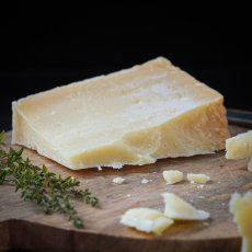 Cheesio Extra Old - zrejúci syr 200 - 250 g