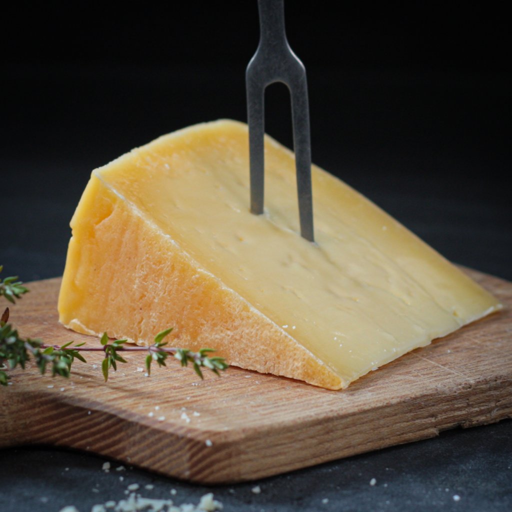 Cheesio G30 - kravský zrejúci syr (min. 30 dní) 200 - 240 g