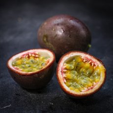 Marakuja - mučenka jedlá (passion fruit) 2 ks