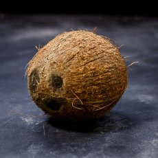 Kokos - hnedý orech 1ks