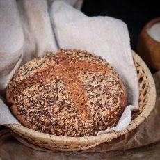 Chlieb Okrúhliak - SEMIENKA 500 g