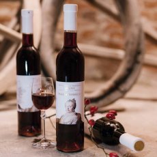 Víno šípkové „MARIA THERESIA“ - ľadové, BARRIQUE MEDIUM 0,5 l (2015)