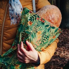 Včelovak Veľký (34 x 42 cm) - Farby jari